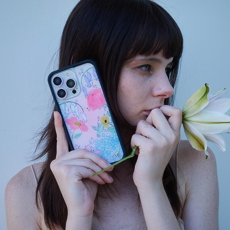 와일드플라워 블루벨 드림즈, 아이폰 17, 16, 15 - Phone Cases Wildflower 리뷰 및 가격