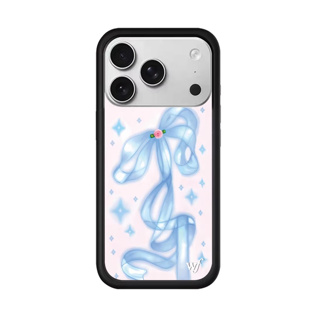 야생화와 귀여운 새끼 사슴 스카프 디자인 아이폰 17  - Phone Cases Wildflower 리뷰 및 가격